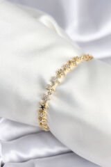 Pirinç Gold Renk Yıldız Model Kadın Bileklik