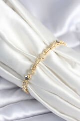 Pirinç Gold Renk Zirkon Taşlı Yonca Model Kadın Bileklik