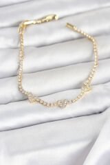 Pirinç Gold Renk Kalp Model Zirkon Taşlı Su Yolu Kadın Bileklik