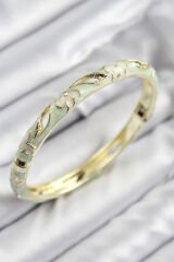 Mineli Pirinç Çiçek Motifli Gold Renk Kadın Kelepçe