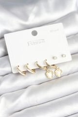 Pirinç Gold Renk Kalp Detaylı 925 Ayar Gümüş Çivili Kadın Küpe Seti