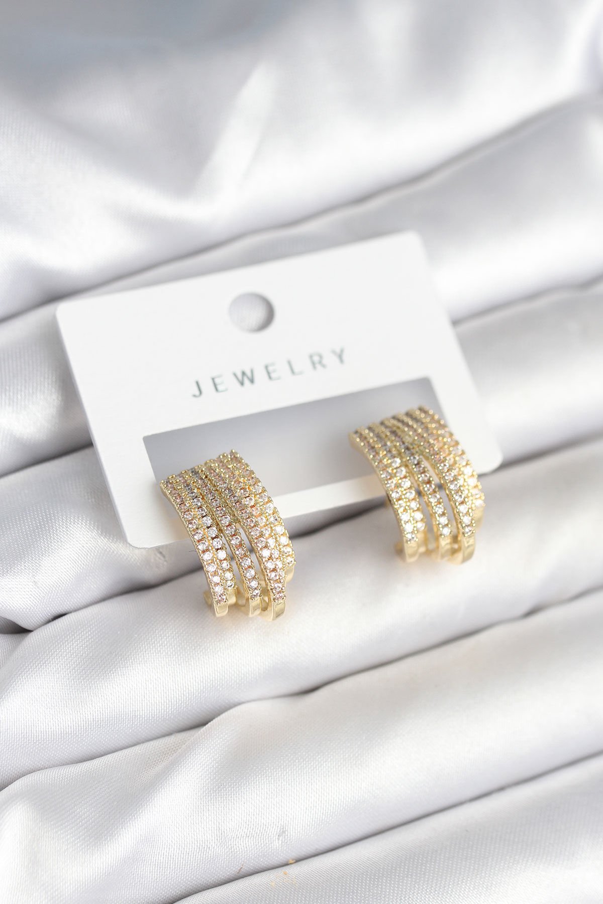 Zirkon Taşlı Şerit Model Gold Renk Pirinç Kadın Küpe