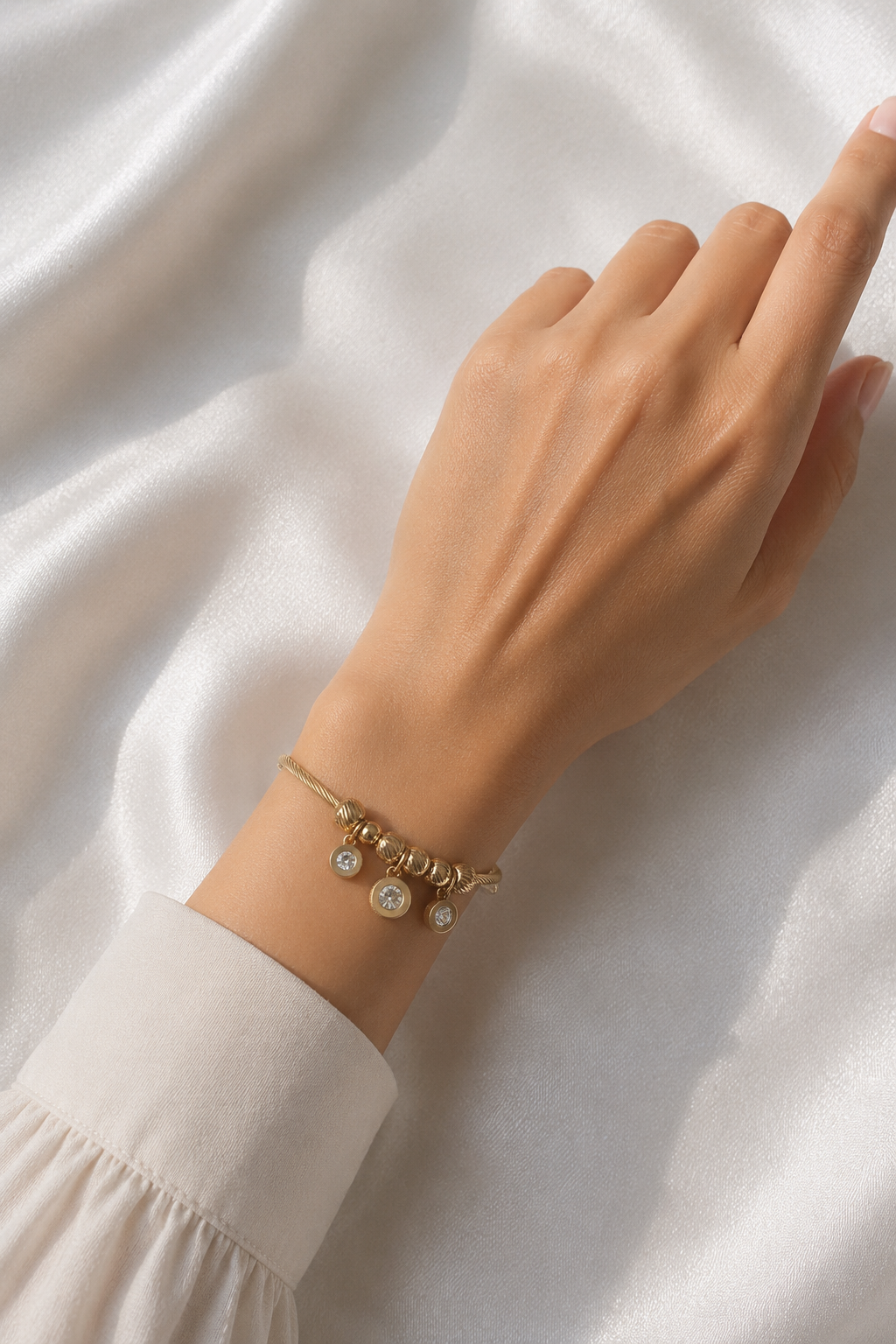 316L Çelik Gold Renk Zirkon Taşlı Model Charm Bileklik