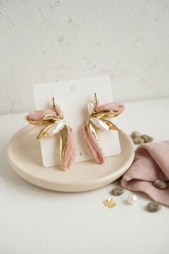 Pembe Renk Lotus Yaprak Model Kadın Küpe