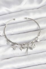 Yusufçuk Charmlı Gümüş Renk Pirinç Kadın Bileklik