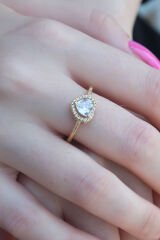 Gold Renk Zirkon Taşlı Kalp Model Charm Pirinç Kadın Yüzük