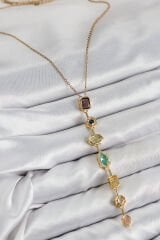 Pirinç Renkli Zirkon Taşlı Model Gold Renk Kadın Y Kolye