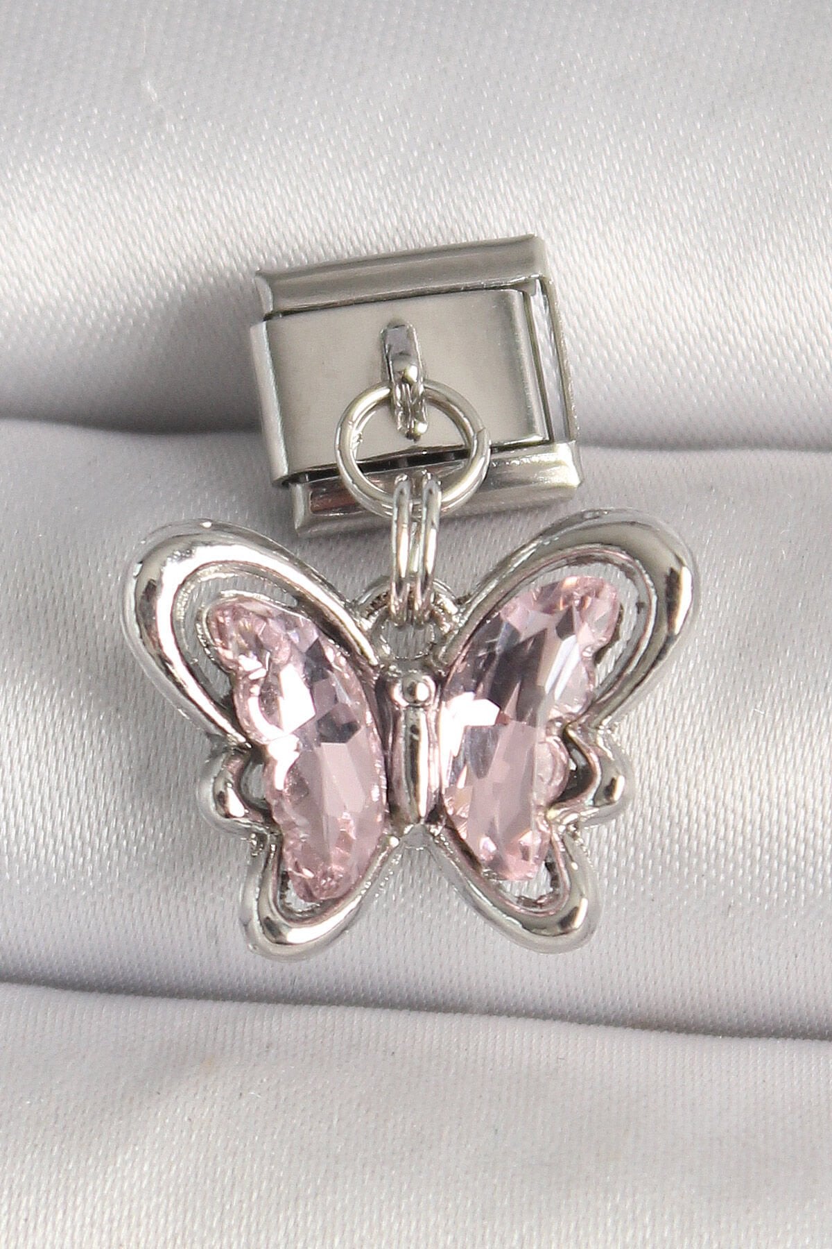 316L Çelik Gümüş Renk Pembe Zirkon Taşlı Kelebek Model Nomination Charm