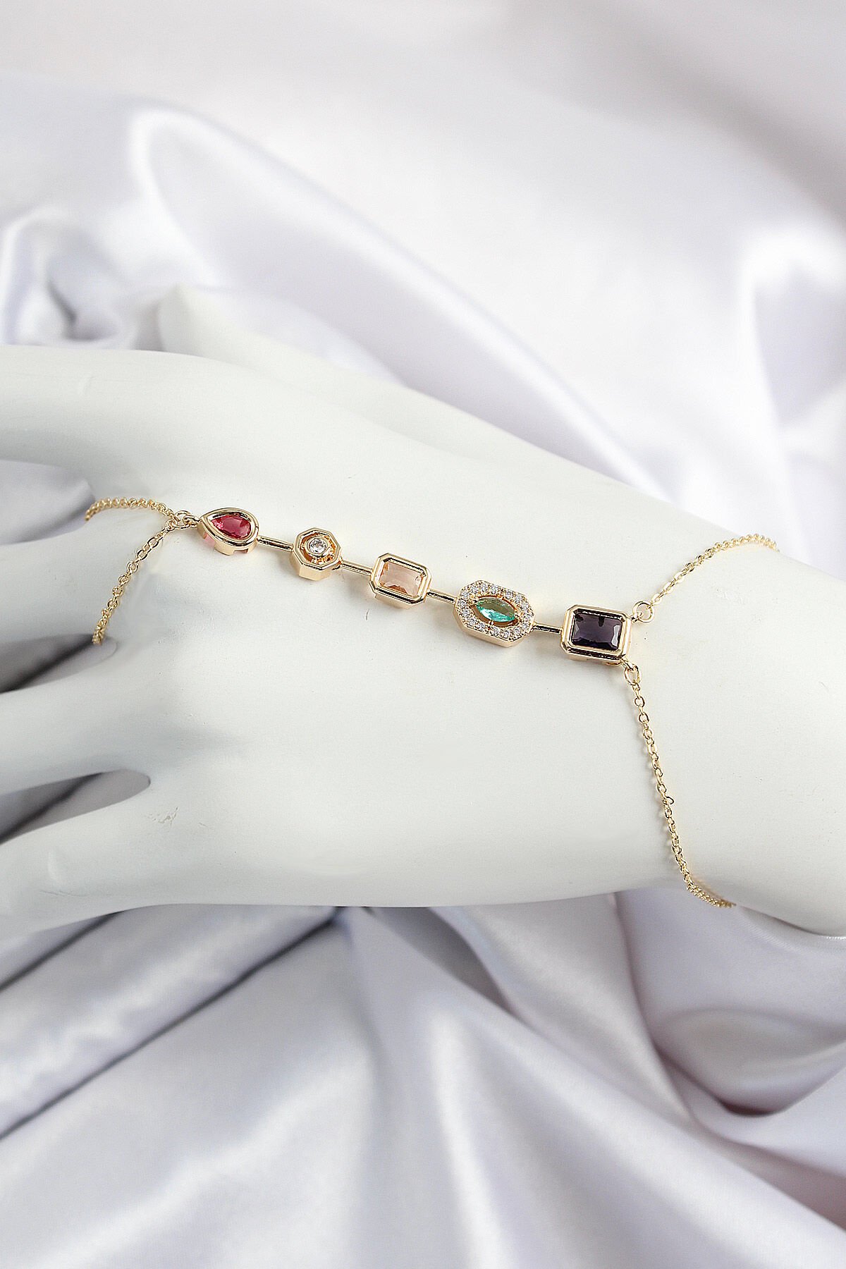 Pirinç  Renkli Zirkon Taşlı Y Model Gold Renk Kadın Şahmeran