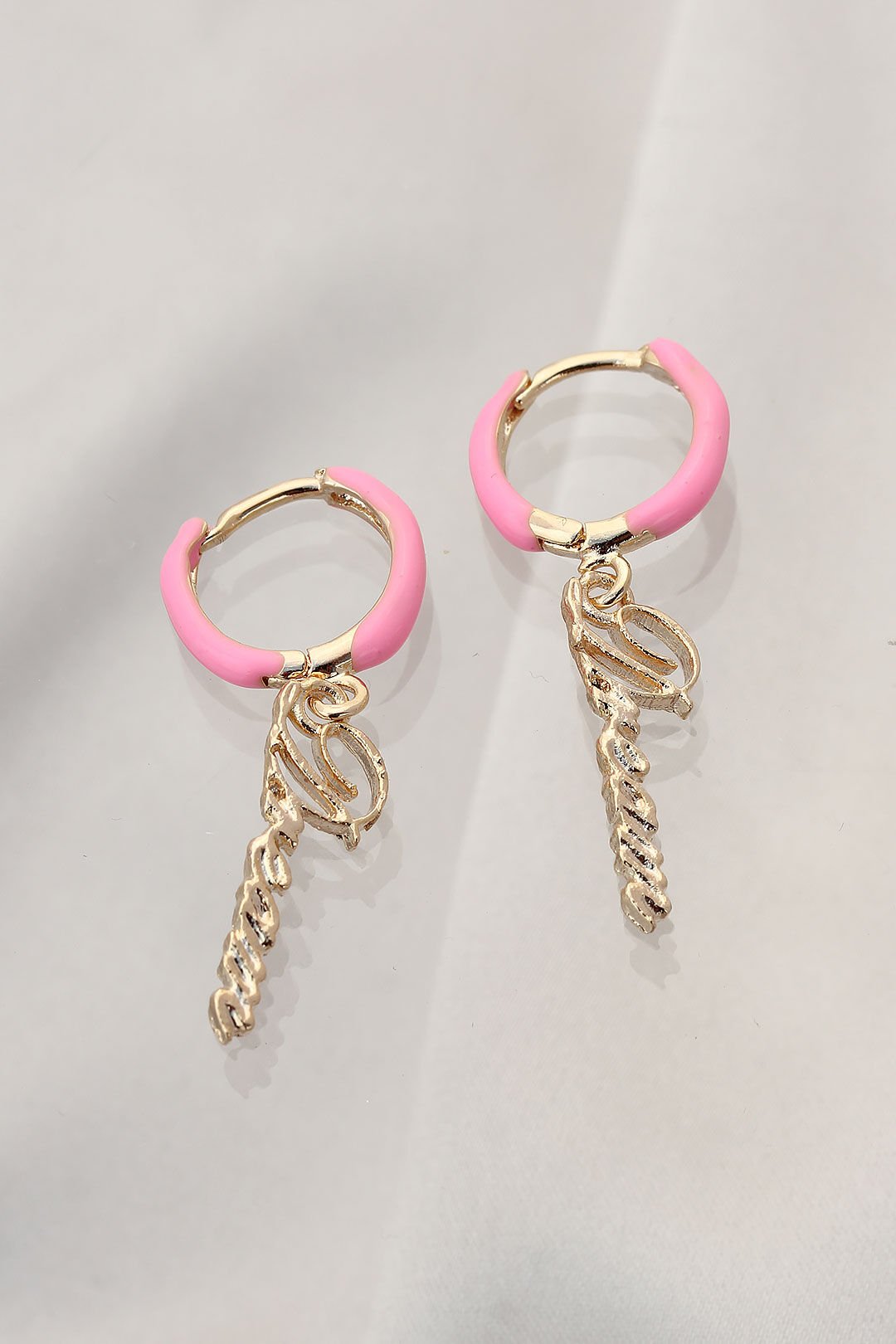 Pembe Dream (rüya) Yazılı Çelik Küpe