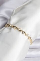 Zikzak Model Pirinç Gold Renk Bileklik