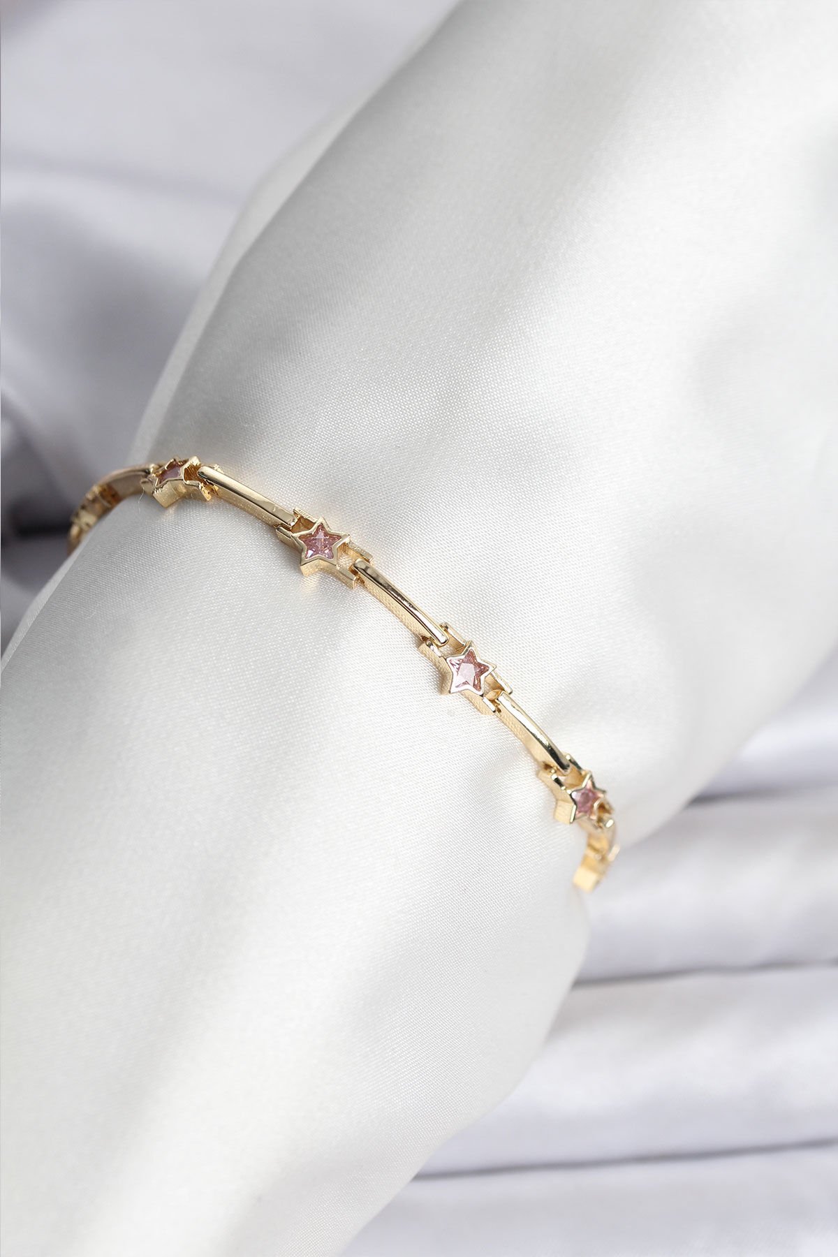 Yıldız Model Gold Renk Pirinç Bileklik