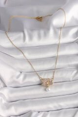 316L Çelik Gold Renk Zincir Zirkon Taşlı Lotus Çiçeği Figür Sallantı İnci Detay Kadın Kolye