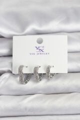 Gümüş Renk Pirinç Zirkon Taşlı Kalpli Kadın Küpe