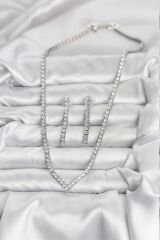 Gümüş Renk Zirkon Taşlı Kadın Kolye Küpe Seti