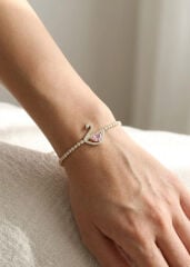 Pirinç Gold Renk Zirkon Taşlı Swan Model Su Yolu Kadın Bileklik