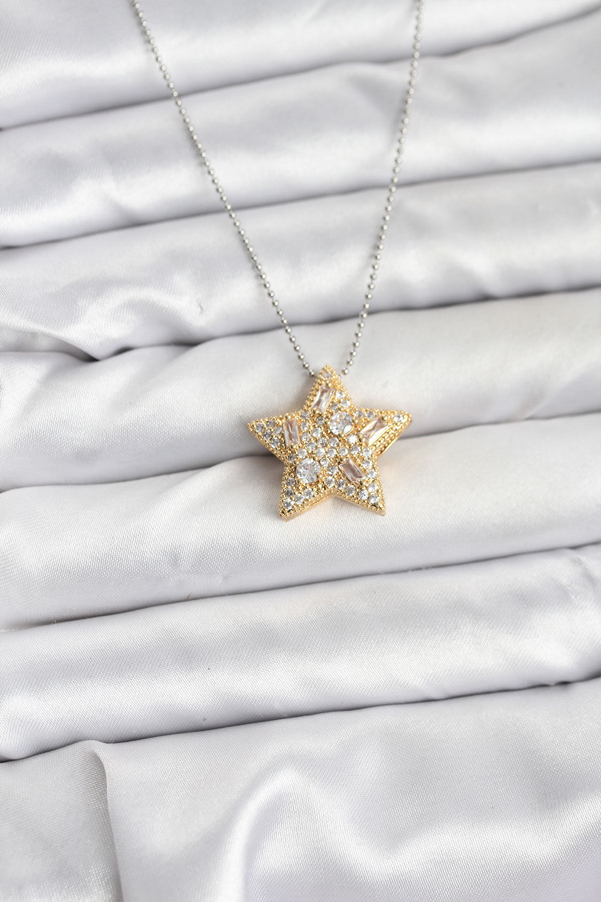 316L Çelik Zincir Gümüş Renk Zincirli Gold Yıldız Model Kadın Kolye