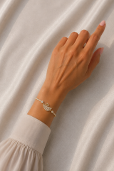 Pirinç Zirkon Taşlı Kuğu Model Gold Renk Kadın Bileklik