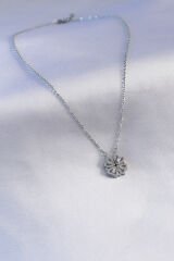 316L Çelik Gümüş Renk Açılır Yonca Model Kadın Kolye