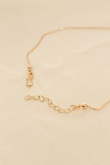 Beyaz Sedefli Kelebek Figürlü Kadın Kolye