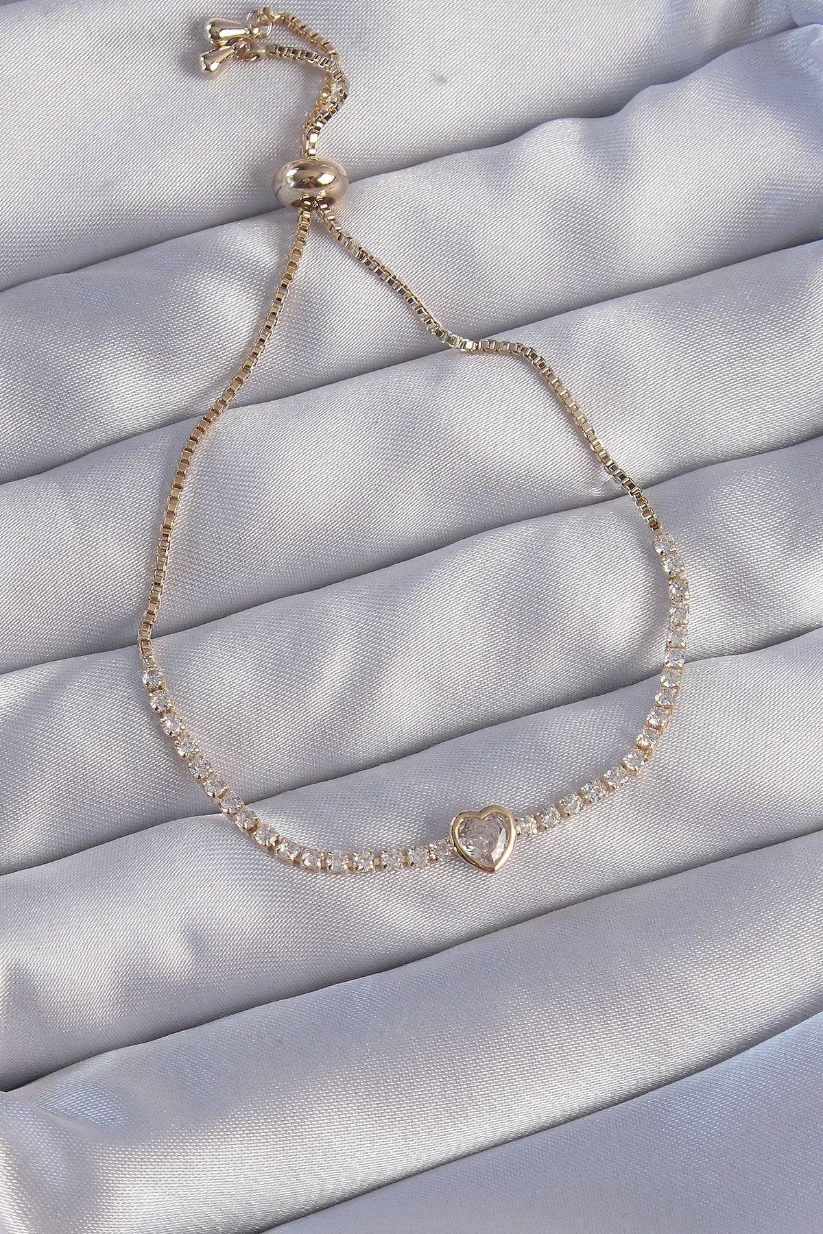 Pirinç Gold Renk Zirkon Taşlı Charm Model Asansörlü Bileklik