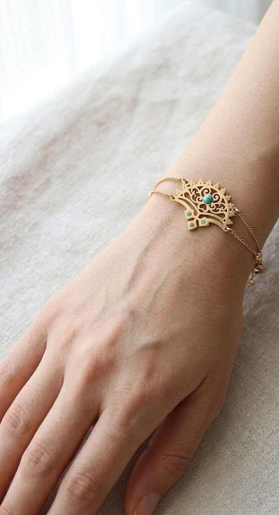 316L Çelik Gold Renk Mavi Taşlı Etnik Desen Kadın Bileklik