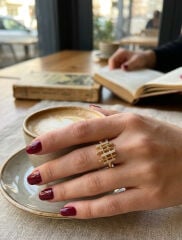 Gold Renk Zirkon Taşlı Sütun Model Kadın Yüzük