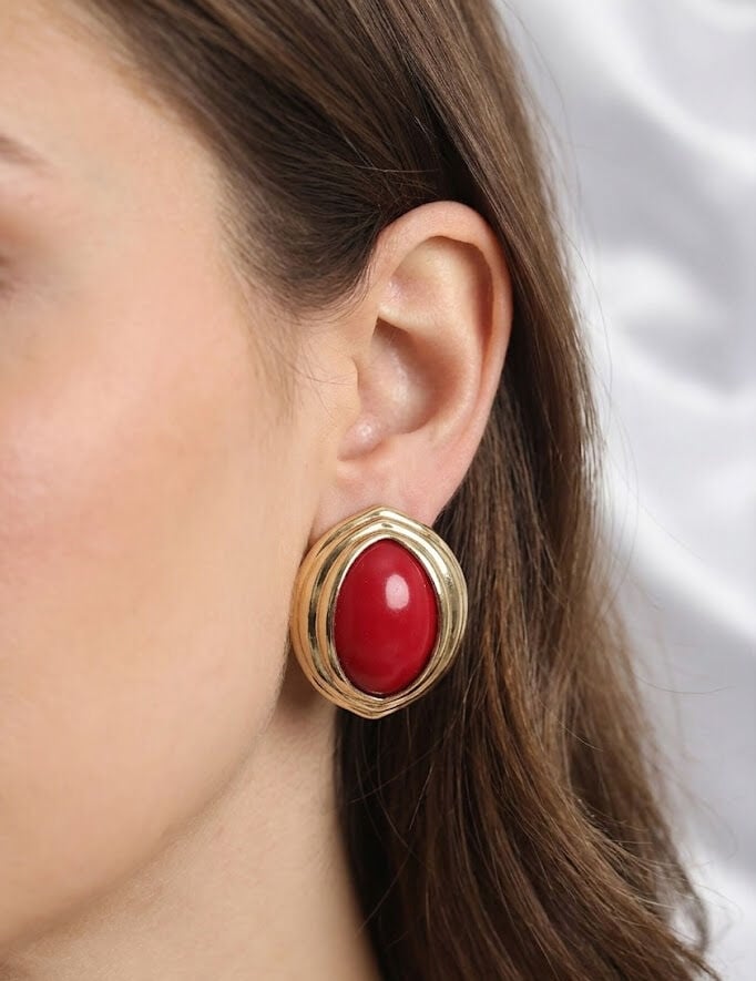 Pirinç Kırmızı Badem Model Vintage Gold Kadın Küpe