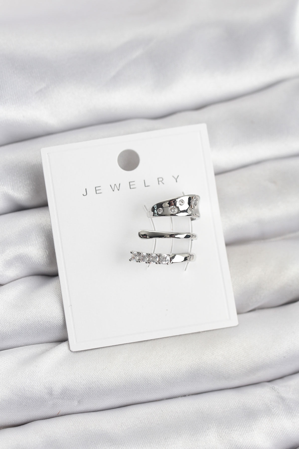 Gümüş Renk Zirkon Taşlı Pirinç Kıkırdak Küpe