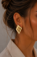 316L Çelik Gold Renk Motif Model Kadın Küpe