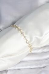 Zirkon Taşlı Pirinç Yonca Model Bileklik