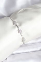 Yıldız Model Zirkon Taşlı Gümüş Renk Pirinç Su Yolu Kadın Bileklik