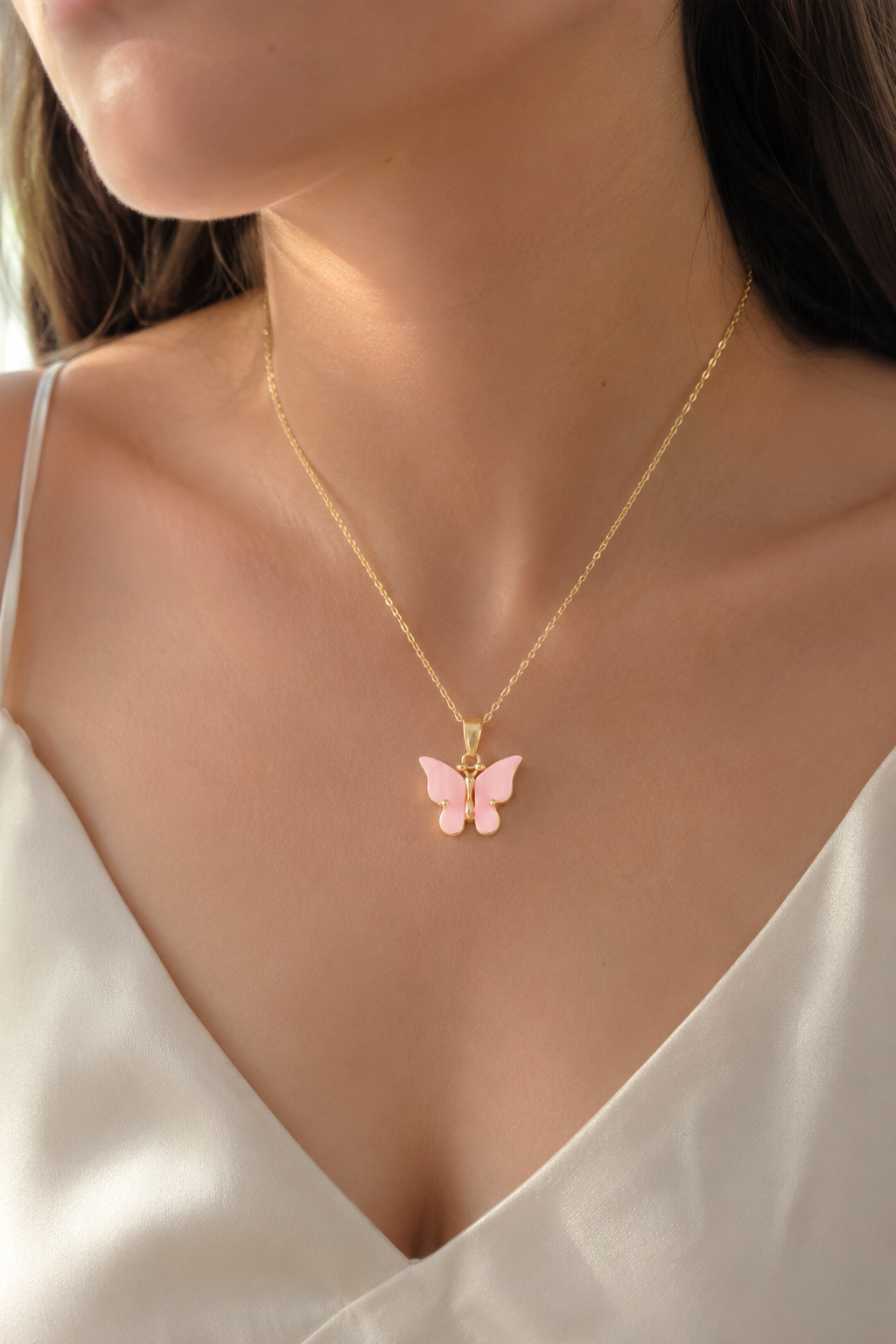 Gold Kaplama Pembe Sedefli Kelebek Kolye