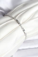 Anka Kuşu Model Zirkon Taşlı Gümüş Renk Pirinç Su Yolu Kadın Bileklik