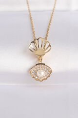 316L Çelik Zincir Altın Renk Zirkon Taşlı İnci Detay İstiridye Kolye